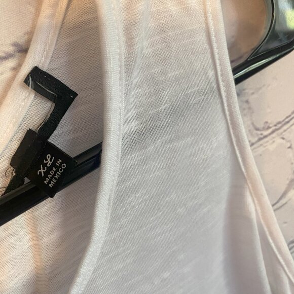 3/$15 4TH OF JULY CROP TOP - Picture 4 of 5